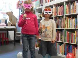 SAMSUNG DIGITAL CAMERA