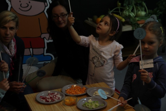 Zmysly - Jezyce IV 2015 37