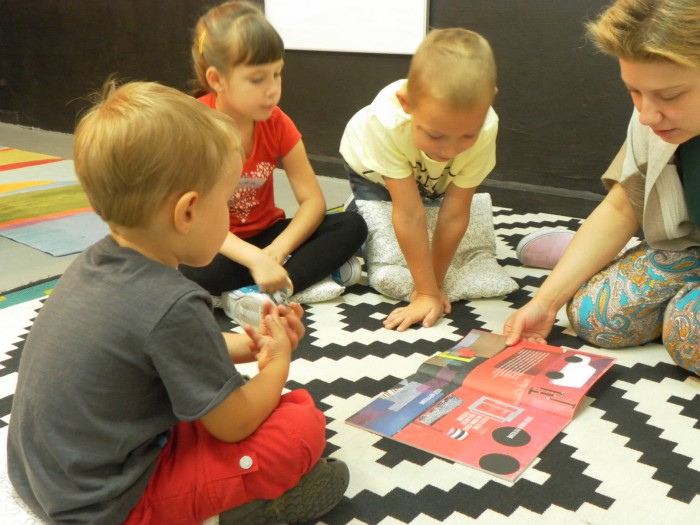 Pudelko ciekawe swiata 02